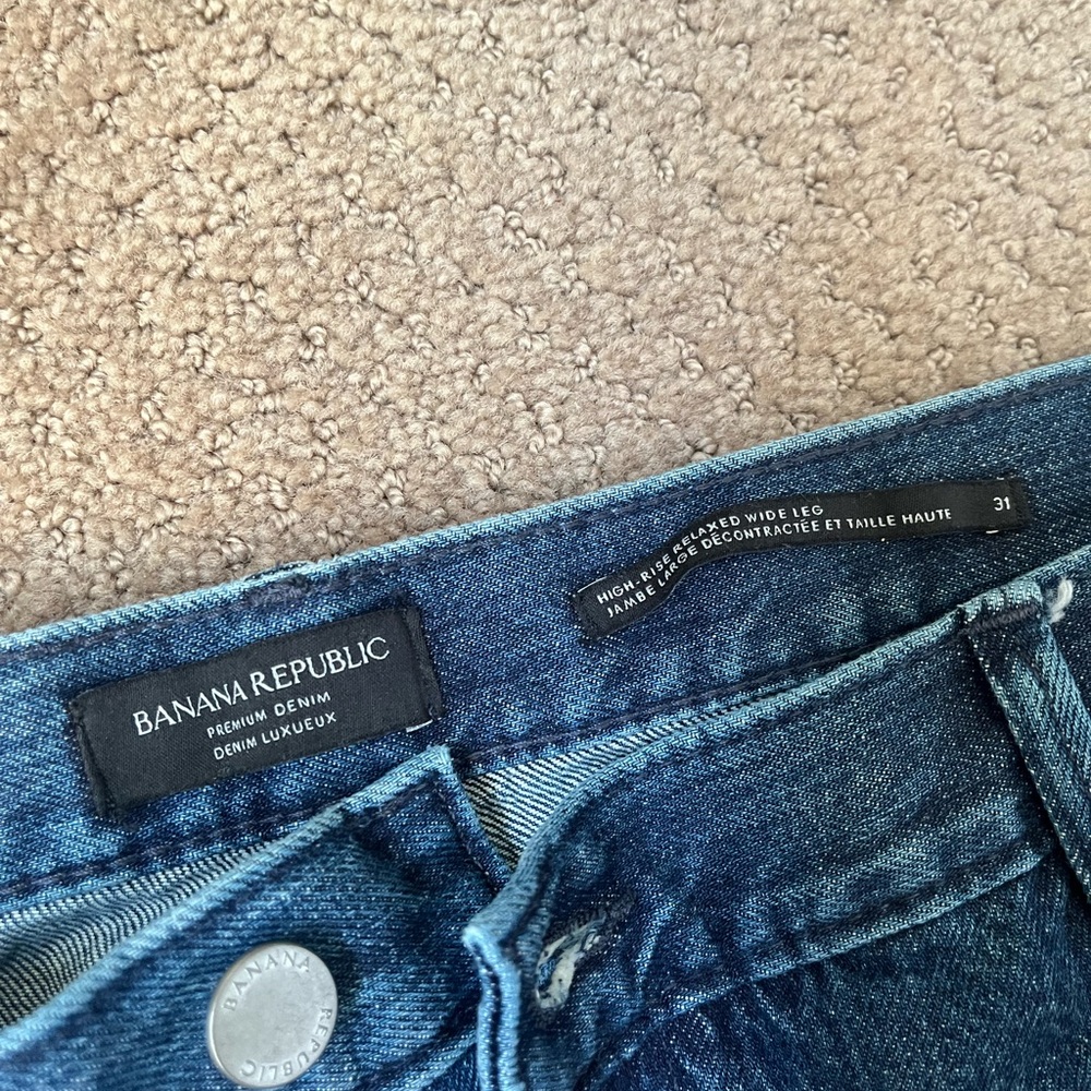 Banana Republic Premium Denim Jeans - Picture 2 of 3
